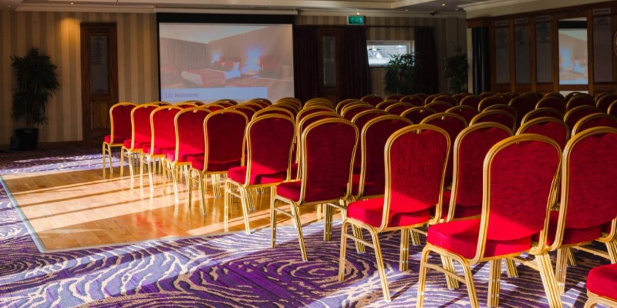 Spice Up Your Business Conference With These Tips